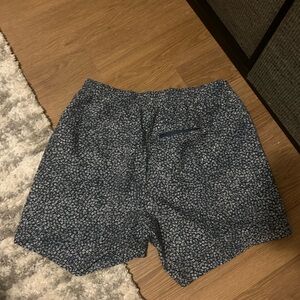 Lululemon Shorts 5 inch inseam sz L